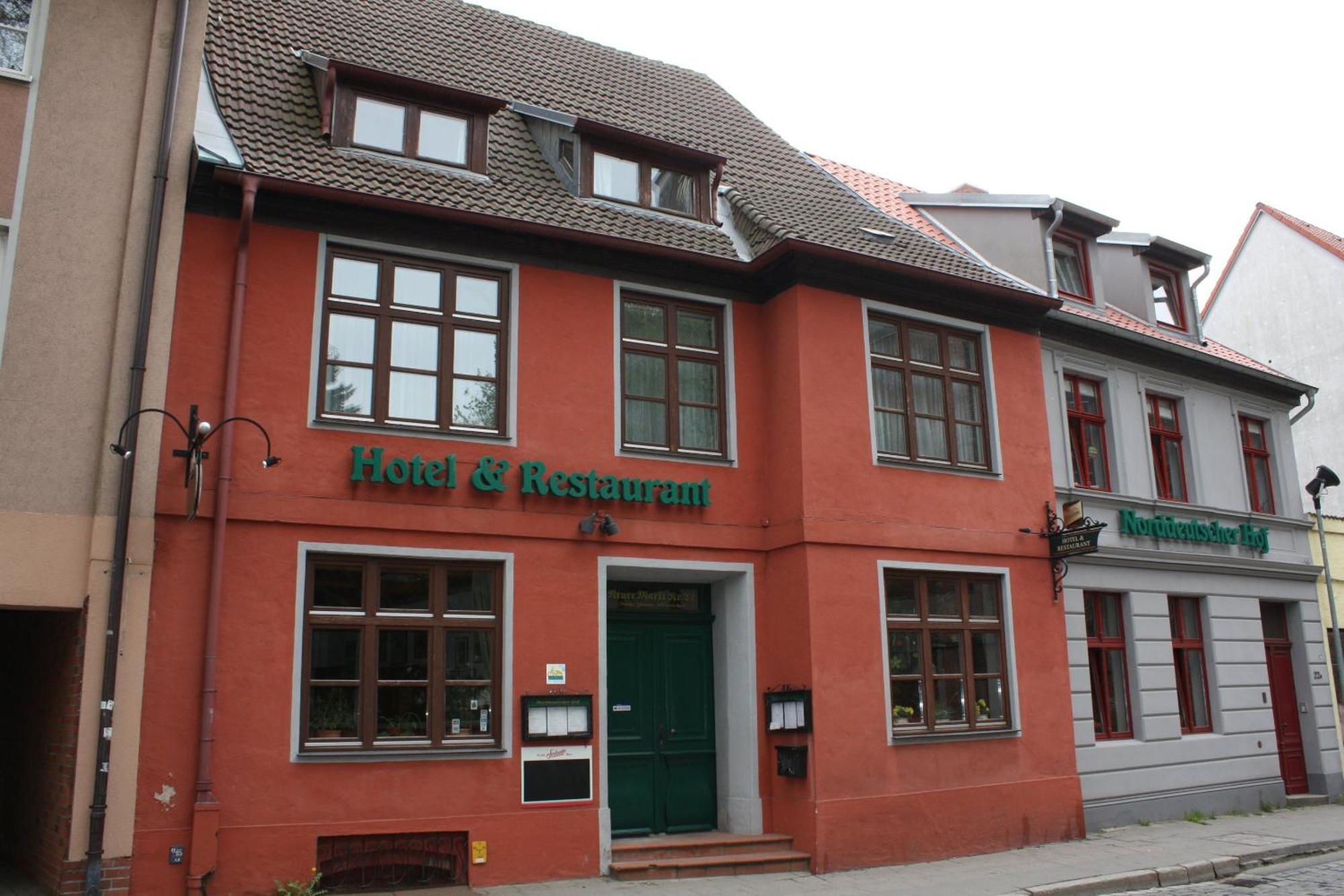 Norddeutscher Hof ชตราลซุนด์ ภายนอก รูปภาพ